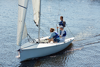 sailing-on-vacation-EUT5FWG